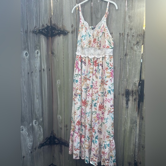 Torrid Floral Boho Gypsy Maxi Dress Lace Spring Summer Women’s Plus Sz 1X - Picture 2 of 8